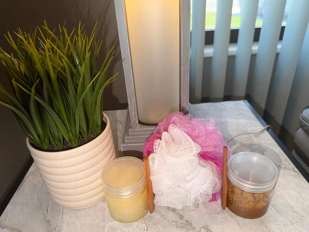 Exfoliating sugar scrub - Inspiredbynikajayy