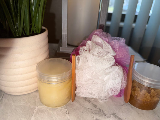Exfoliating sugar scrub - Inspiredbynikajayy