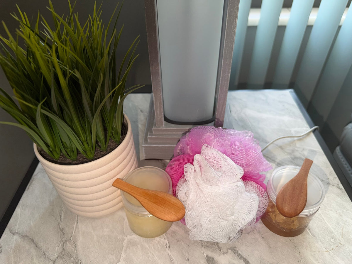 Exfoliating sugar scrub - Inspiredbynikajayy